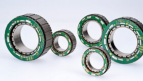 Five different sized servomotors from TQ