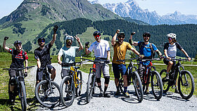 Menschen auf MTB