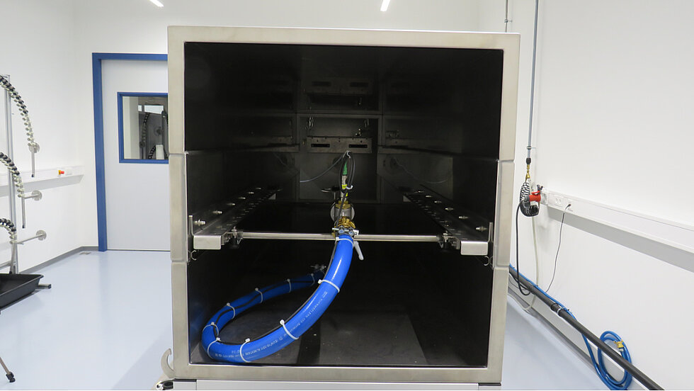 Spray water chamber in the TQ Product Compliance Center