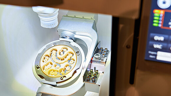 Optical Quality Inspection of a Component in an Industrial Machining Center