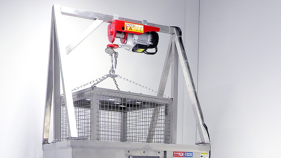 The Immersion Tank in Environmental Simulation