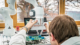 Zusammenarbeit mit Cobot