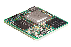 Prozessor auf einer Leiterplatte mit verschiedenen elektronischen Komponenten.