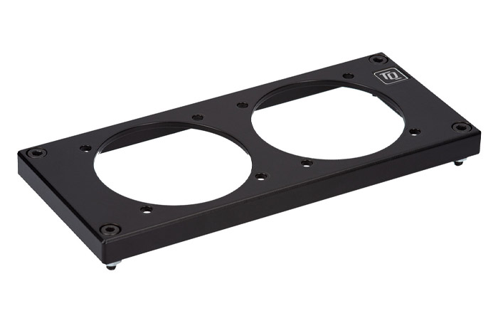 Adapterplatte 160mm für KRT2-S - Für eine einfache Integration zweier 57 mm Ø Standardgeräte in einem 160 mm Standard Rack.