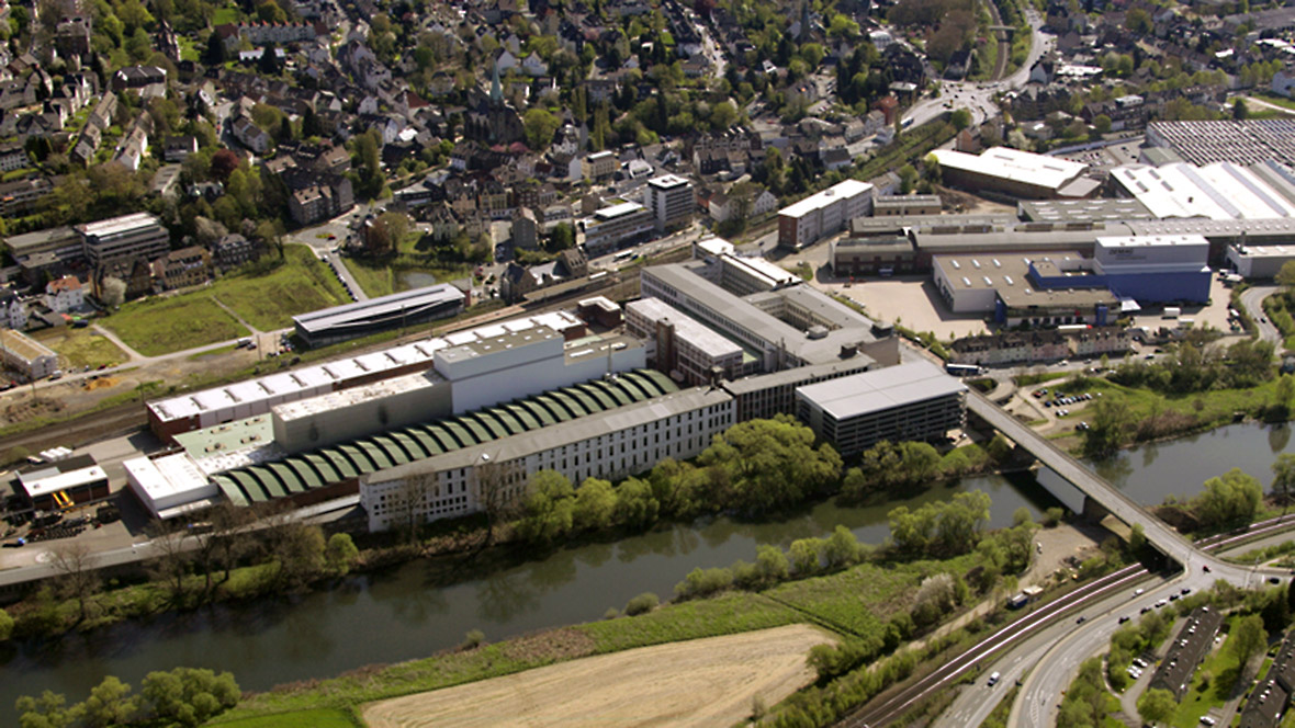 TQ-Systems GmbH | Produktion, Schaltanlagenbau und Kundencenter