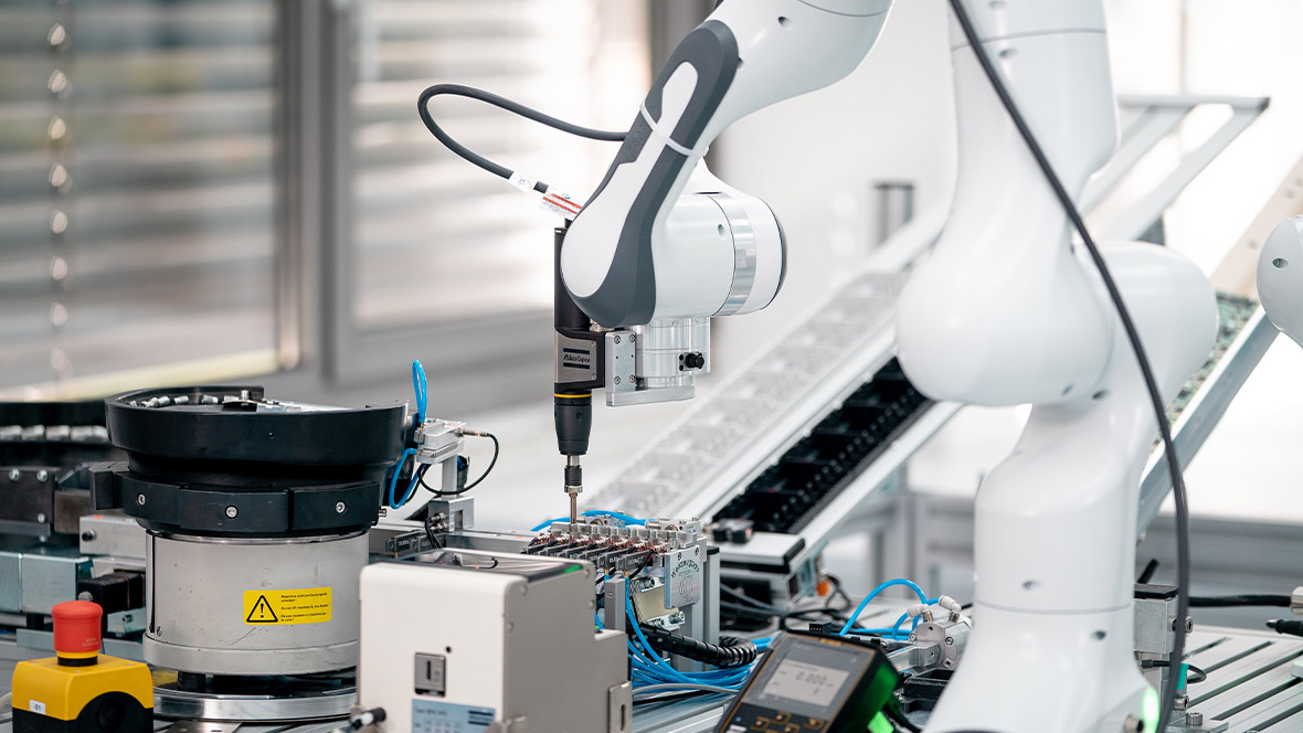 Bohr-Roboter in Produktion