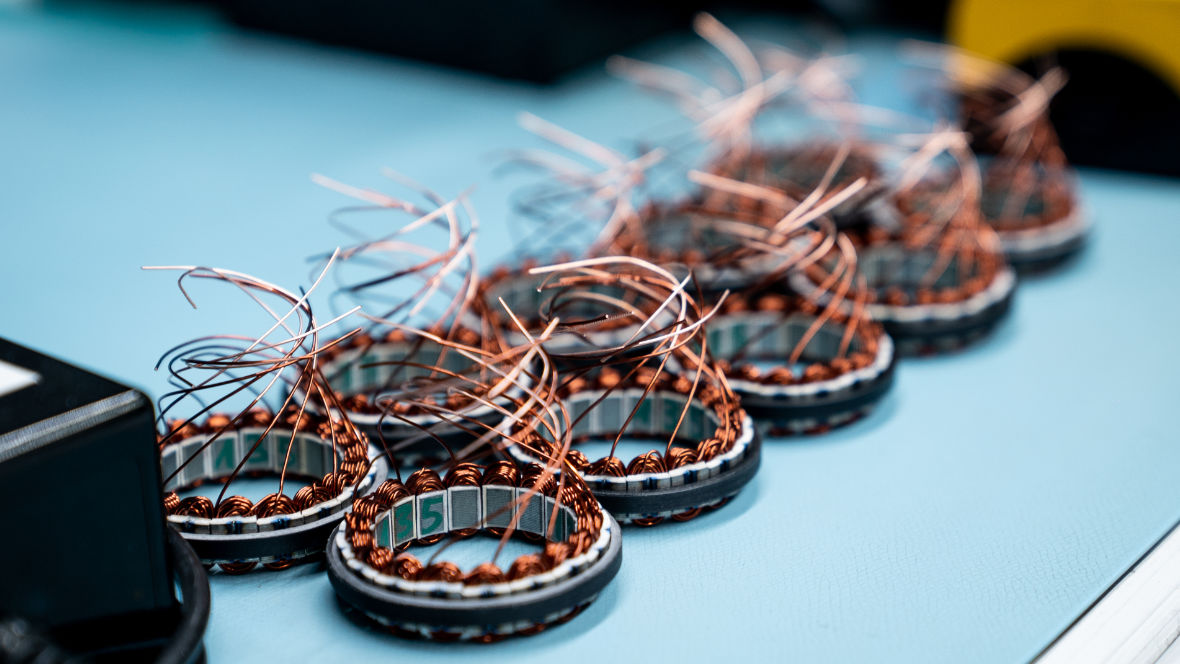 Winding of ILM motors in production